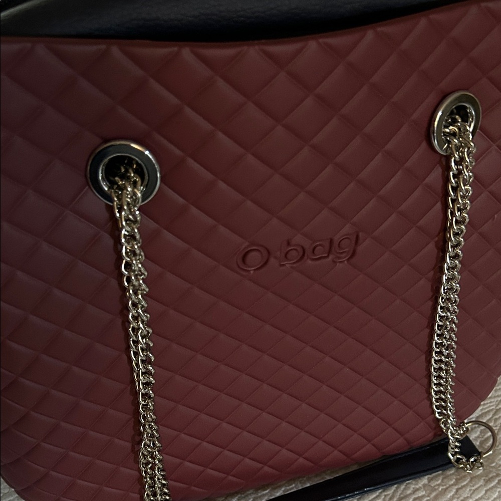 O bag Quilted Maroon Tote - Italian brand